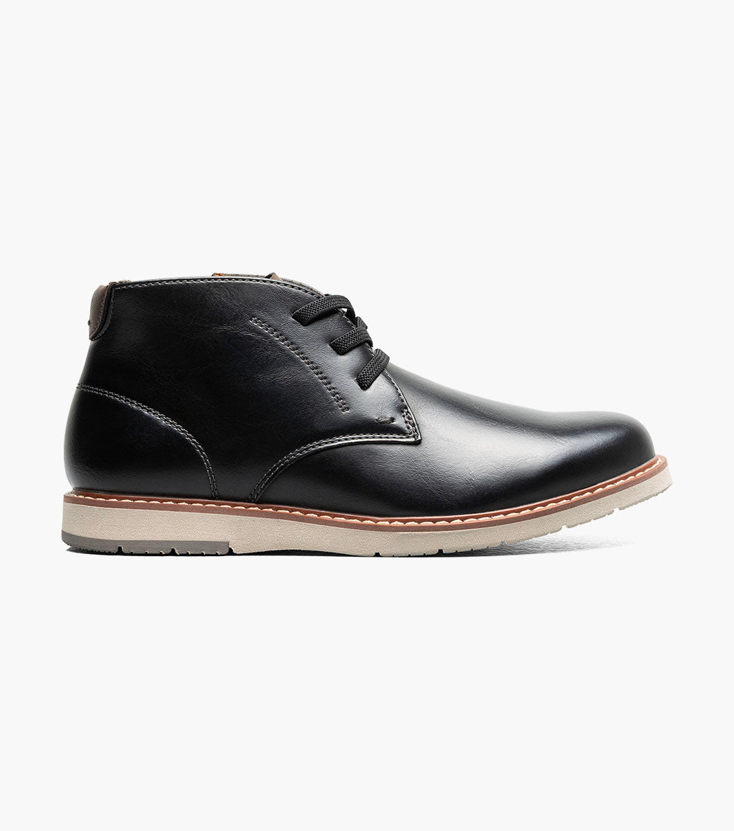 Florsheim Vibe Jr. 16701-001 Black chukka boot — side profile