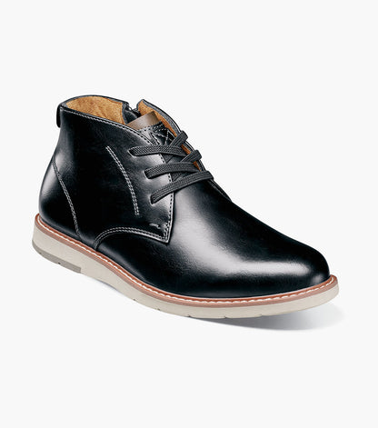 Florsheim Vibe Jr. 16701-001 Black chukka boot — front angle