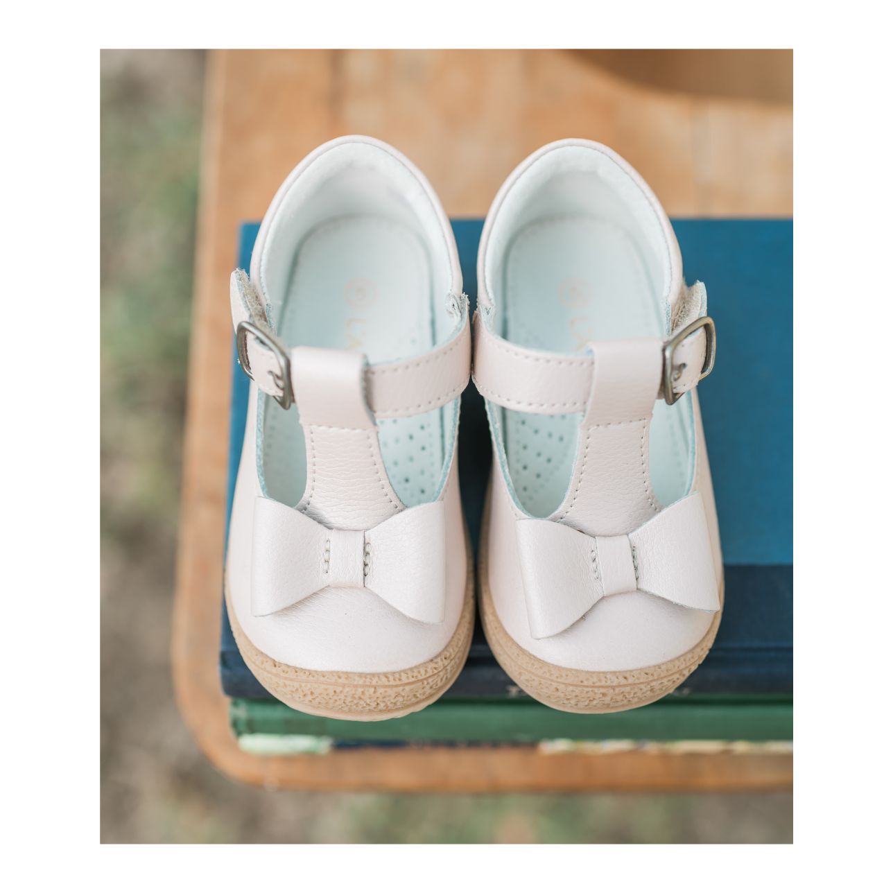 L'Amour Emma Bow T-Strap - Almond (3)