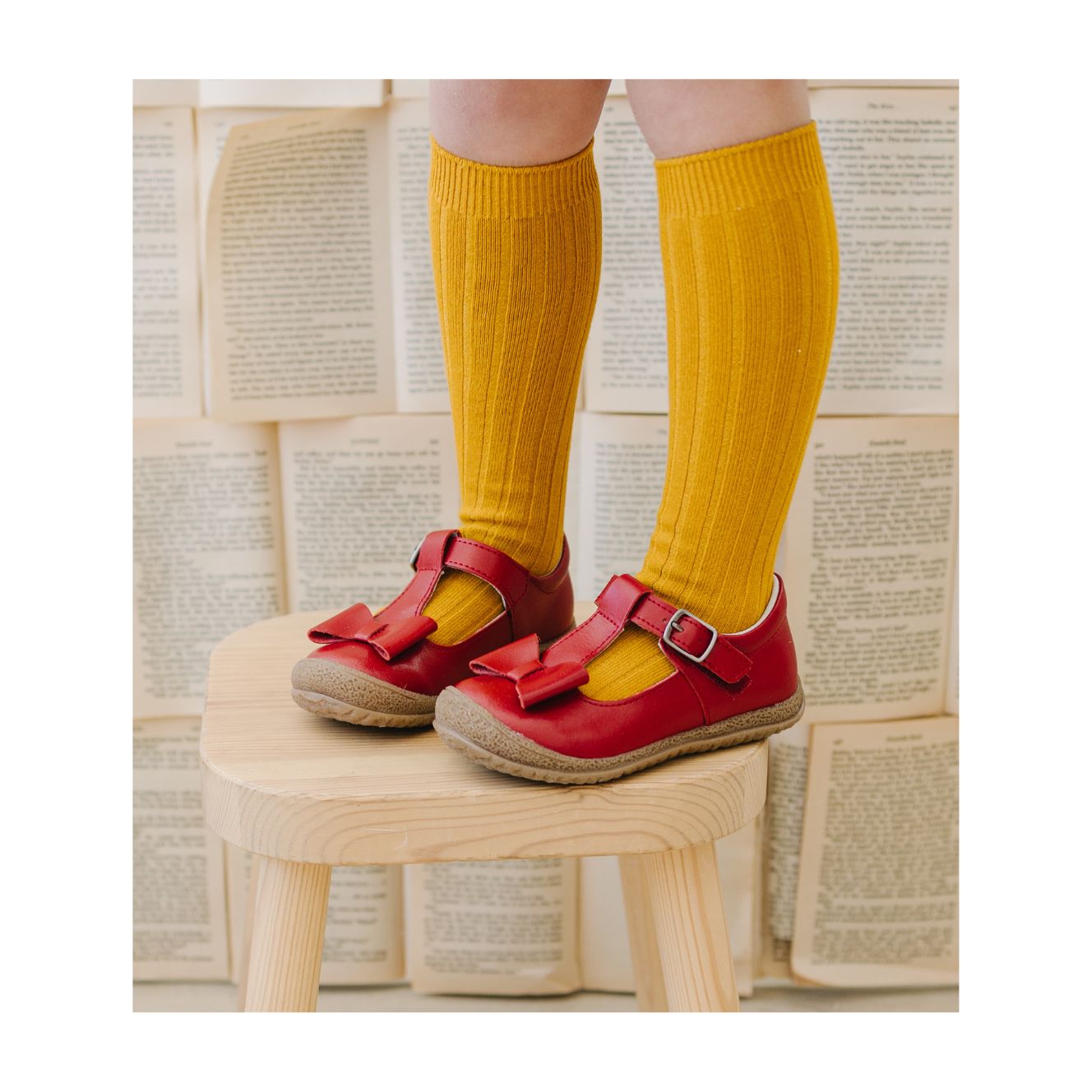 L'Amour Emma Bow T-Strap - Red (2)