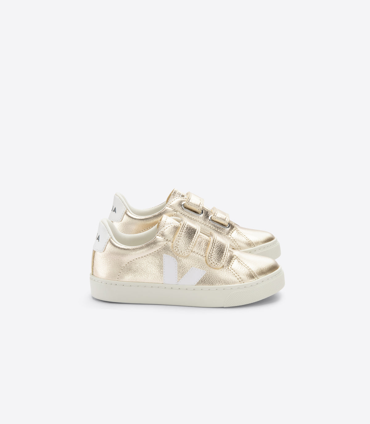 VEJA Small Esplar ChromeFree Leather in Platine White, side view.