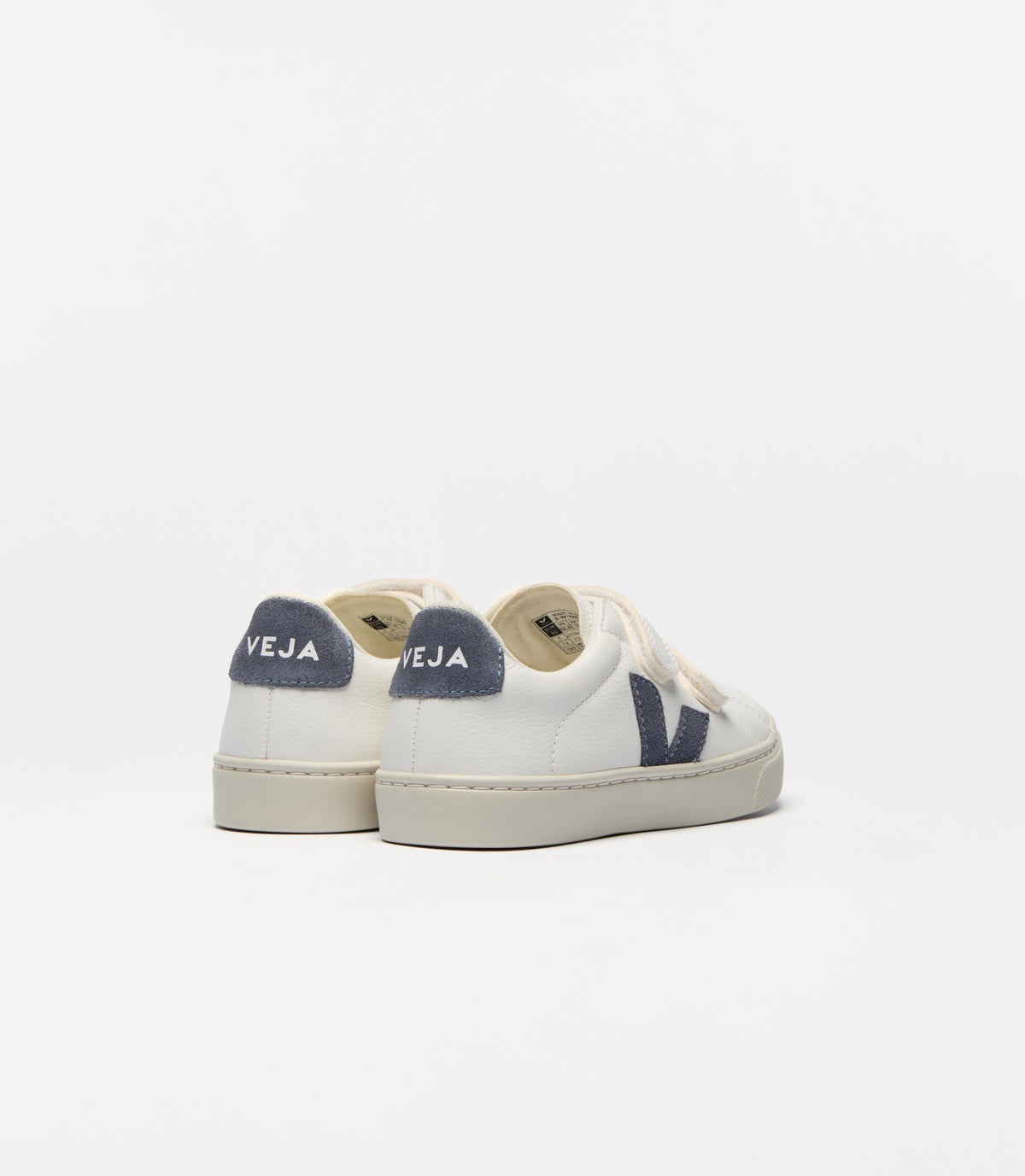 VEJA Small Esplar Leather Extra-White California, rear view.