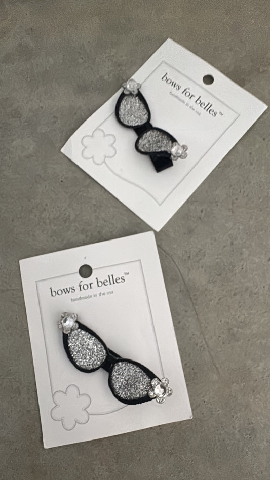 Sunglasses clip
