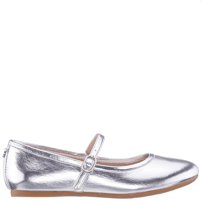 Nina Nicola in Silver Metallic, side view