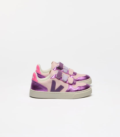 Pair of children's Veja V-10 leather sneakers in light pink and metallic purple with purple V-logo and three Velcro straps.